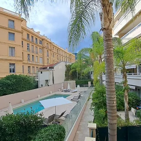 3 Avec Terrasse Sur * Beaulieu-sur-Mer